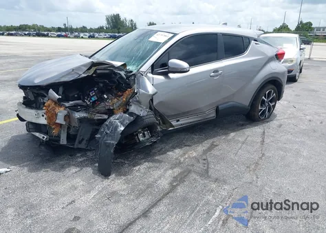 2019 Toyota C-Hr Xle z USA, uszkodzony, nr VIN NMTKHMBX8KR093514